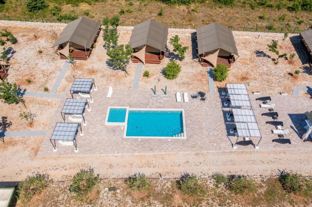 Hotel Grande Glamping Biograd Na Moru Exterior foto