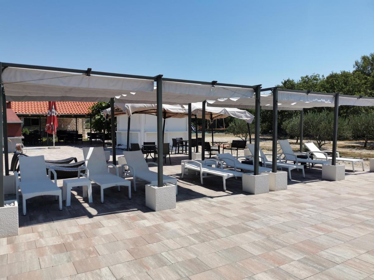 Hotel Grande Glamping Biograd Na Moru Exterior foto